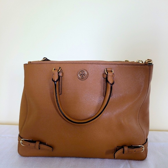 Tory Burch crossbody bag. - Picture 1 of 5